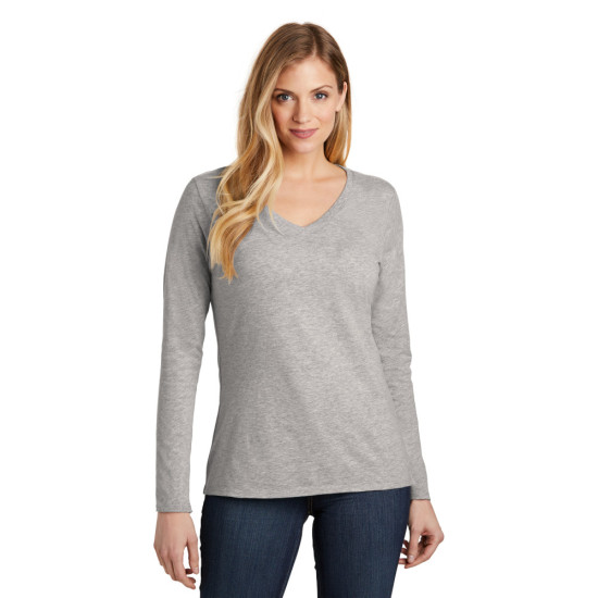 District ® Women’s Very Important Tee ® Long Sleeve V-Neck