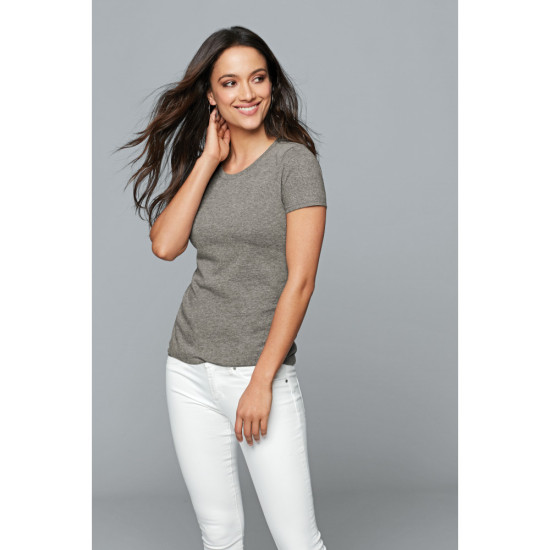 District ® Women’s Fitted Very Important Tee ®