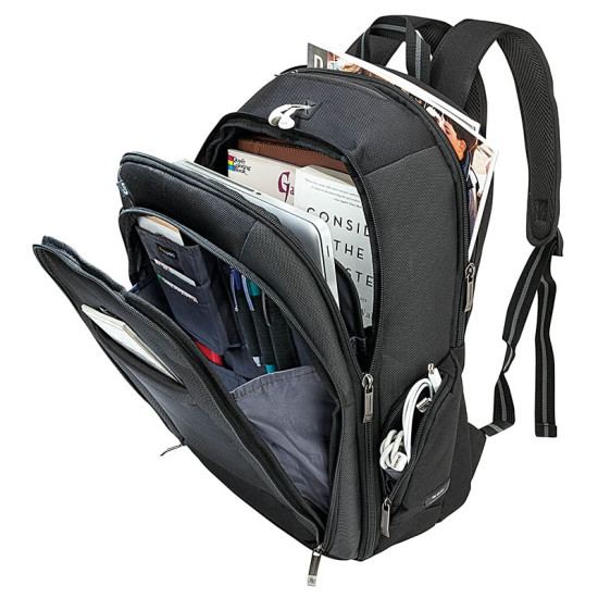 18" Solo® Metropolitan Backpack