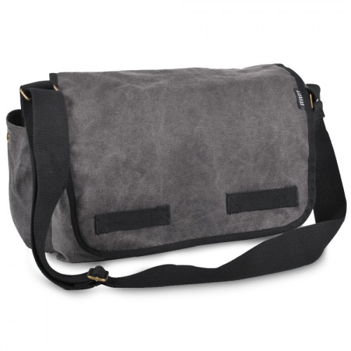 Roomy Canvas Messenger